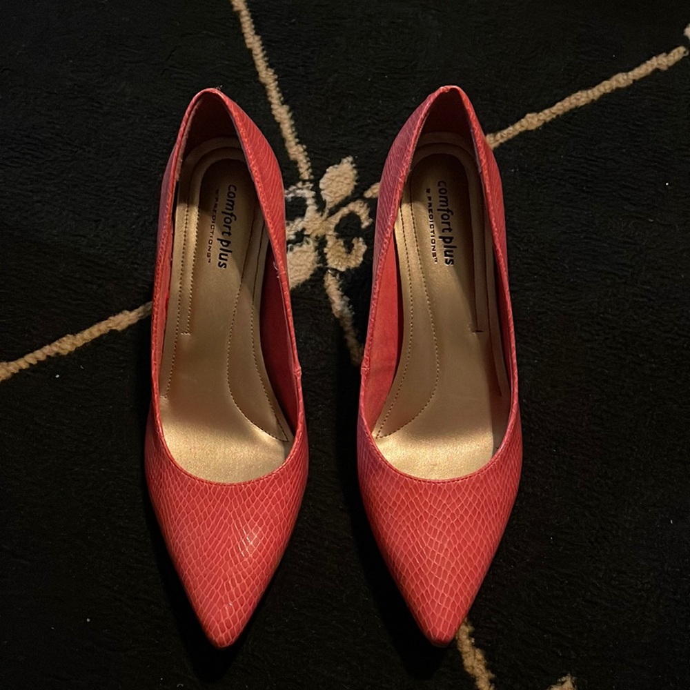 Pink heels